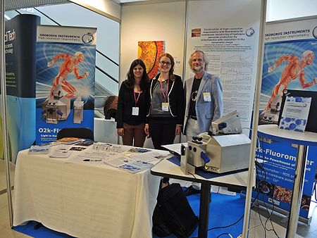 Verena Laner, Verena Marte and Erich Gnaiger at the OROBOROS-booth at EUROMIT2014